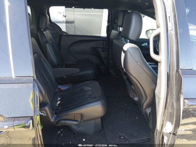 45700087 :رقم المزاد ، 2C4RC1BG0JR237447 vin ، 2018 Chrysler Pacifica Touring L مزاد بيع