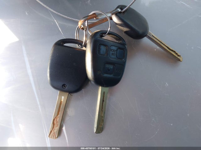 2005 Lexus Es 330 მანქანა იყიდება აუქციონზე, vin: JTHBA30G355067267, აუქციონის ნომერი: 45700101