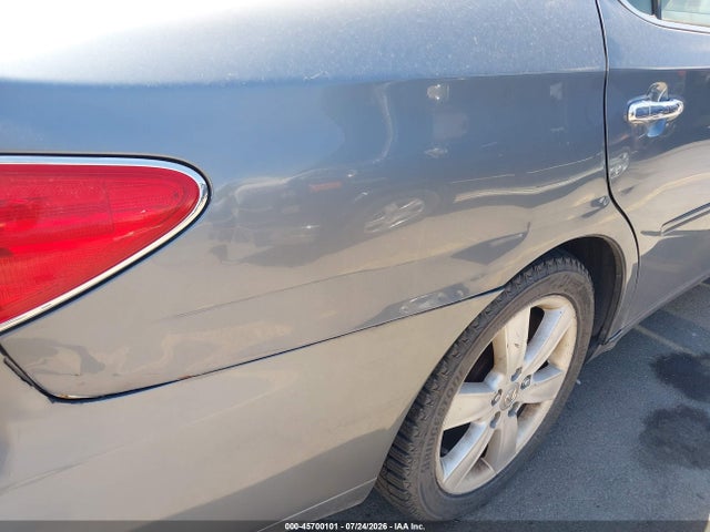 2005 Lexus Es 330 მანქანა იყიდება აუქციონზე, vin: JTHBA30G355067267, აუქციონის ნომერი: 45700101
