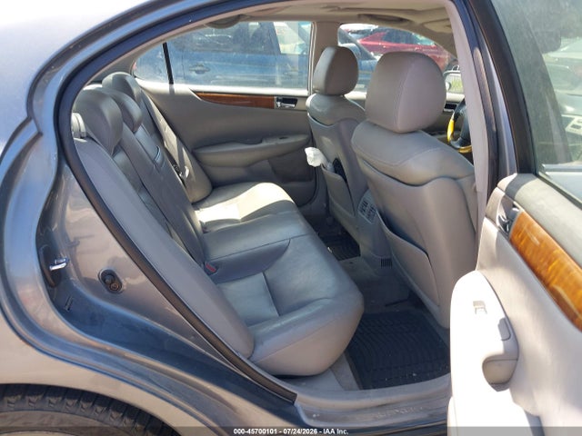 2005 Lexus Es 330 მანქანა იყიდება აუქციონზე, vin: JTHBA30G355067267, აუქციონის ნომერი: 45700101