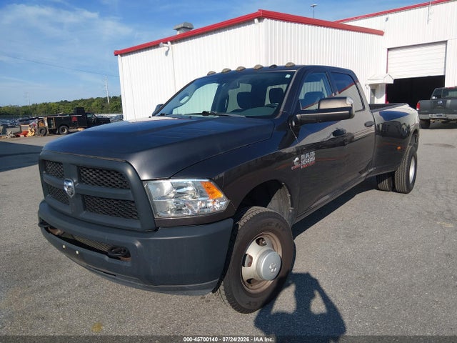 45700140 :رقم المزاد ، 3C63RRGL8GG365434 vin ، 2016 Ram 3500 Tradesman مزاد بيع