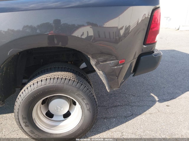 45700140 :رقم المزاد ، 3C63RRGL8GG365434 vin ، 2016 Ram 3500 Tradesman مزاد بيع