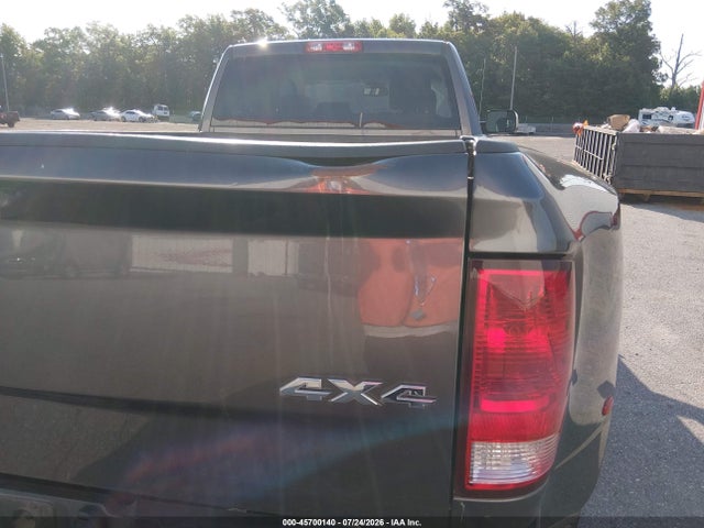45700140 :رقم المزاد ، 3C63RRGL8GG365434 vin ، 2016 Ram 3500 Tradesman مزاد بيع
