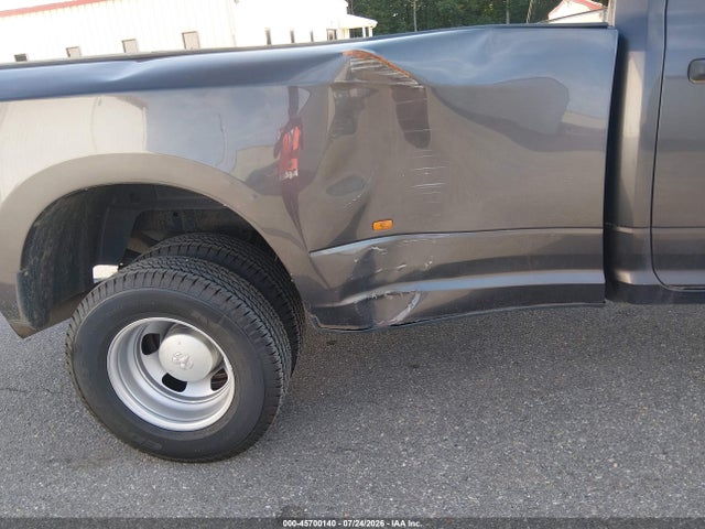45700140 :رقم المزاد ، 3C63RRGL8GG365434 vin ، 2016 Ram 3500 Tradesman مزاد بيع