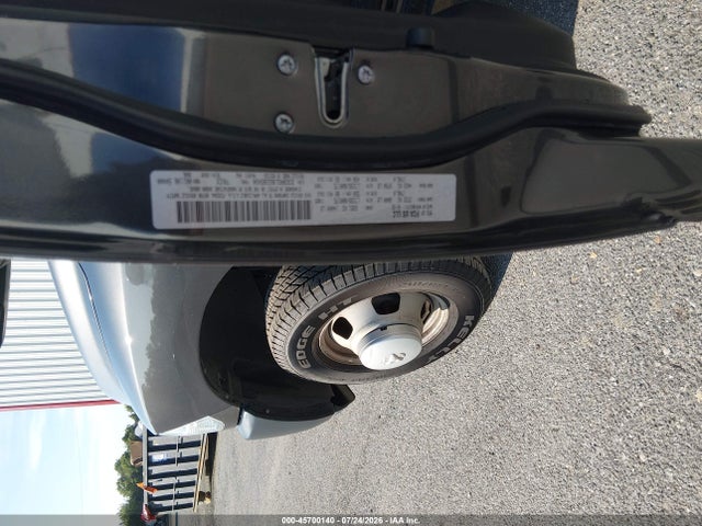 45700140 :رقم المزاد ، 3C63RRGL8GG365434 vin ، 2016 Ram 3500 Tradesman مزاد بيع
