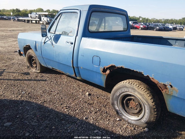 Продажа на аукционе авто 1985 Dodge D-series D100/d150, vin: 1B7FD14H4FS586090, номер лота: 45700150