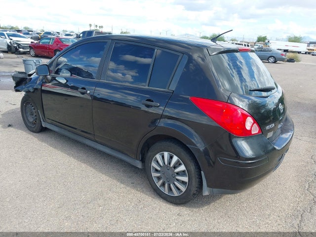 45700151 :رقم المزاد ، 3N1BC1CP9BL359953 vin ، 2011 Nissan Versa 1.8s مزاد بيع