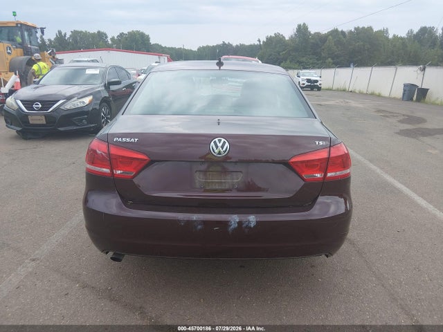 2014 Volkswagen Passat 1.8t Wolfsburg Edition მანქანა იყიდება აუქციონზე, vin: 1VWAT7A34EC075784, აუქციონის ნომერი: 45700186