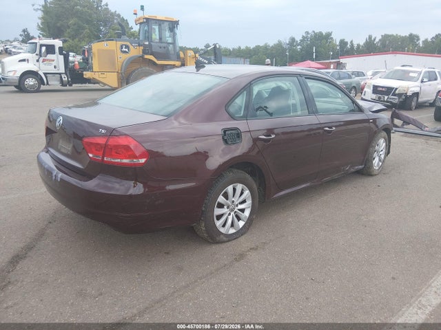 2014 Volkswagen Passat 1.8t Wolfsburg Edition მანქანა იყიდება აუქციონზე, vin: 1VWAT7A34EC075784, აუქციონის ნომერი: 45700186