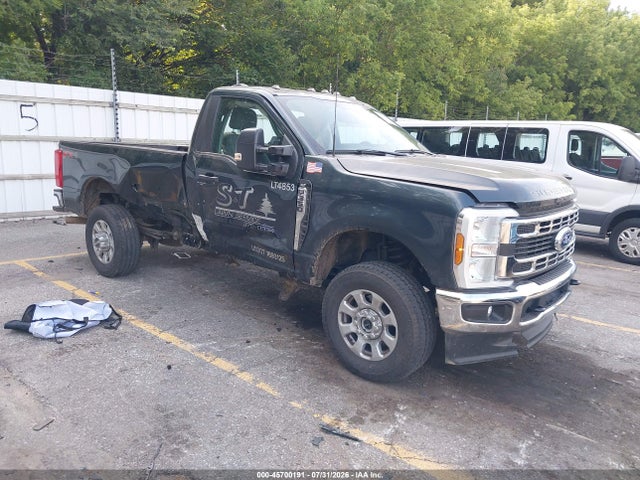 45700191 :رقم المزاد ، 1FTRF3BN7REF04853 vin ، 2024 Ford F-350 Xlt مزاد بيع