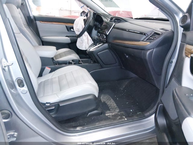 45700226 :رقم المزاد ، 7FARW2H50JE067917 vin ، 2018 Honda Cr-v Ex مزاد بيع