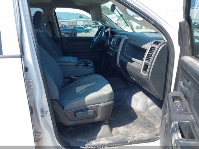Продажа на аукционе авто 2015 Ram 1500 Tradesman, vin: 1C6RR6KG9FS789151, номер лота: 45700241