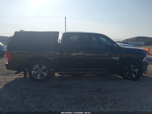 2015 Ram 1500 Express მანქანა იყიდება აუქციონზე, vin: 1C6RR7KG7FS618131, აუქციონის ნომერი: 45700243