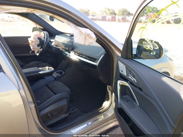 Продаж на аукціоні авто 2023 Bmw X1 Xdrive28i, vin: WBX73EF06P5W79072, номер лоту: 45700266