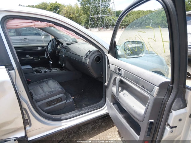 2006 Volkswagen Touareg V8 მანქანა იყიდება აუქციონზე, vin: WVGZM77L16D030884, აუქციონის ნომერი: 45700294