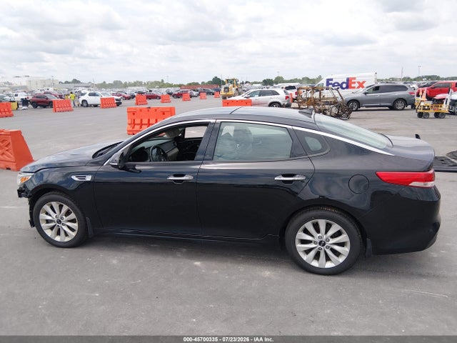 45700335 :رقم المزاد ، 5XXGU4L3XJG246070 vin ، 2018 Kia Optima Ex مزاد بيع