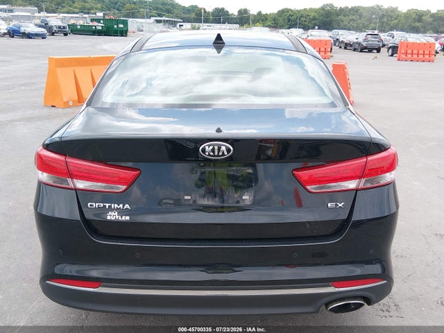 45700335 :رقم المزاد ، 5XXGU4L3XJG246070 vin ، 2018 Kia Optima Ex مزاد بيع