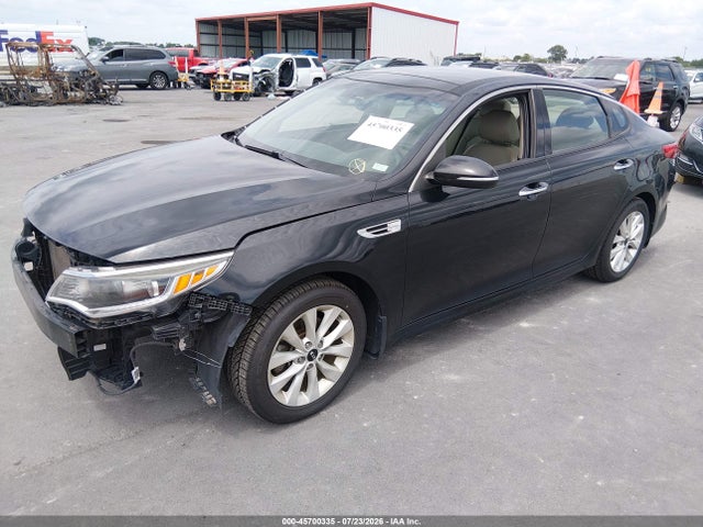 45700335 :رقم المزاد ، 5XXGU4L3XJG246070 vin ، 2018 Kia Optima Ex مزاد بيع