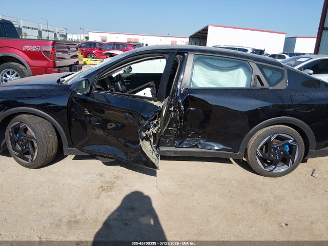 2025 Kia K4 Ex მანქანა იყიდება აუქციონზე, vin: 3KPFU4DE2SE032793, აუქციონის ნომერი: 45700339