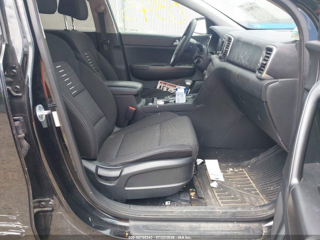 Продаж на аукціоні авто 2018 Kia Sportage Lx, vin: KNDPMCAC5J7337902, номер лоту: 45700343
