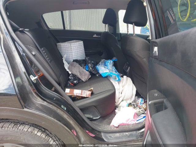 Продаж на аукціоні авто 2018 Kia Sportage Lx, vin: KNDPMCAC5J7337902, номер лоту: 45700343