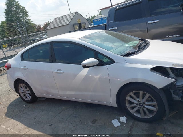 2017 Kia Forte Lx მანქანა იყიდება აუქციონზე, vin: 3KPFL4A71HE149105, აუქციონის ნომერი: 45700345