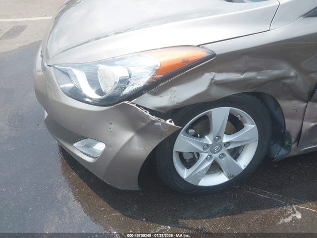 Продажа на аукционе авто 2013 Hyundai Elantra Gls, vin: 5NPDH4AE4DH341762, номер лота: 45700348