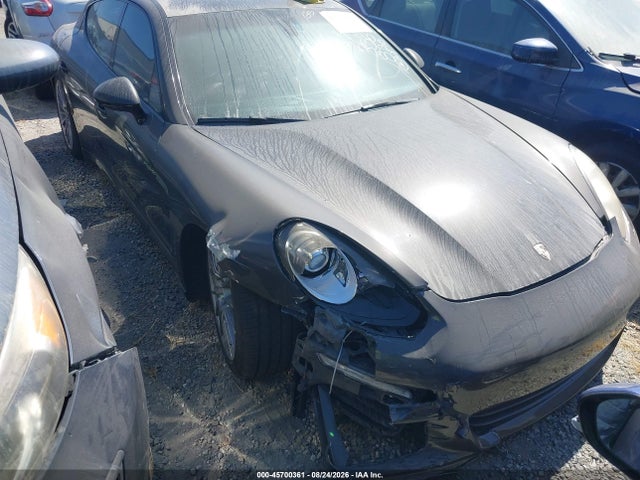 45700361 :رقم المزاد ، WP0AD2A77FL041409 vin ، 2015 Porsche Panamera E-hybrid S مزاد بيع