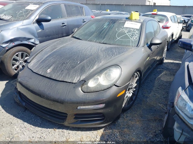 45700361 :رقم المزاد ، WP0AD2A77FL041409 vin ، 2015 Porsche Panamera E-hybrid S مزاد بيع