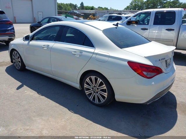 45700366 :رقم المزاد ، WDDSJ4GB6JN592261 vin ، 2018 Mercedes-benz Cla 250 4matic مزاد بيع