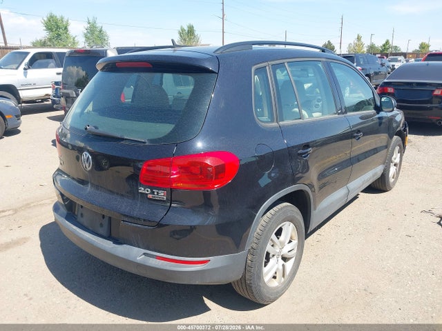 2016 Volkswagen Tiguan S მანქანა იყიდება აუქციონზე, vin: WVGBV7AX0GK000296, აუქციონის ნომერი: 45700372