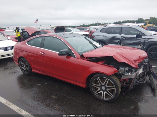 Продажа на аукционе авто 2013 Mercedes-benz C 250, vin: WDDGJ4HB1DG076189, номер лота: 45700387