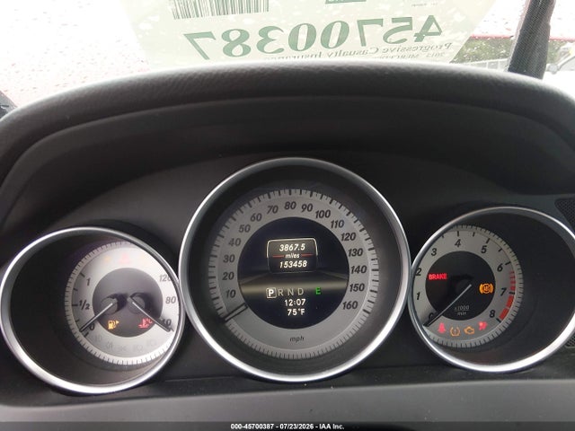 2013 Mercedes-benz C 250 მანქანა იყიდება აუქციონზე, vin: WDDGJ4HB1DG076189, აუქციონის ნომერი: 45700387