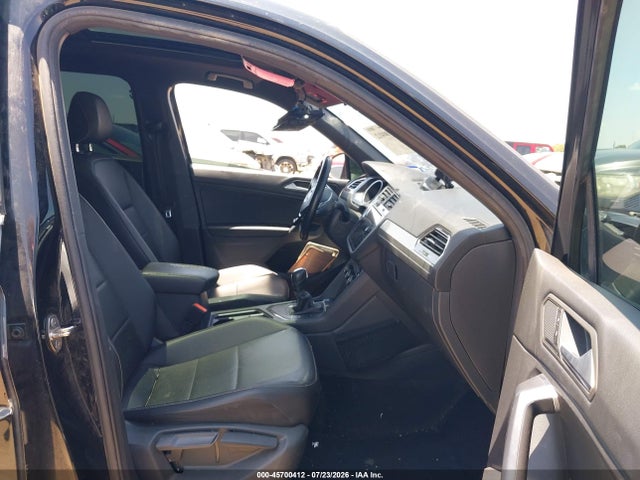 2021 Volkswagen Tiguan 2.0t Se/2.0t Se R-line Black/2.0t Sel მანქანა იყიდება აუქციონზე, vin: 3VV3B7AX6MM049980, აუქციონის ნომერი: 45700412