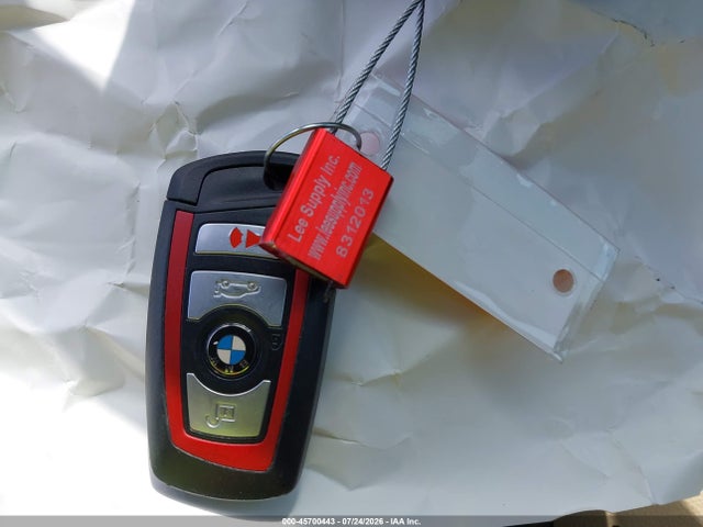 2017 Bmw 330i Xdrive მანქანა იყიდება აუქციონზე, vin: WBA8D9G59HNU58659, აუქციონის ნომერი: 45700443