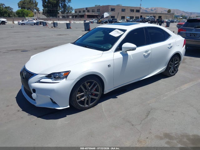 Lexus IS 350 2014 JTHBE1D25E5010737 Image 2