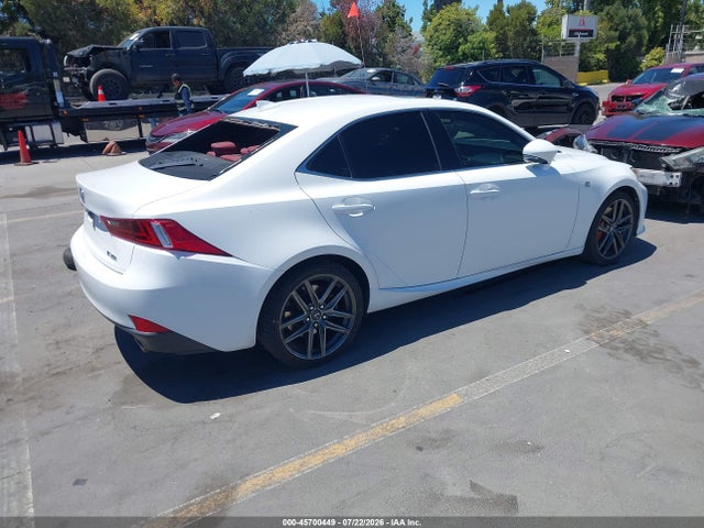 Lexus IS 350 2014 JTHBE1D25E5010737 Image 4