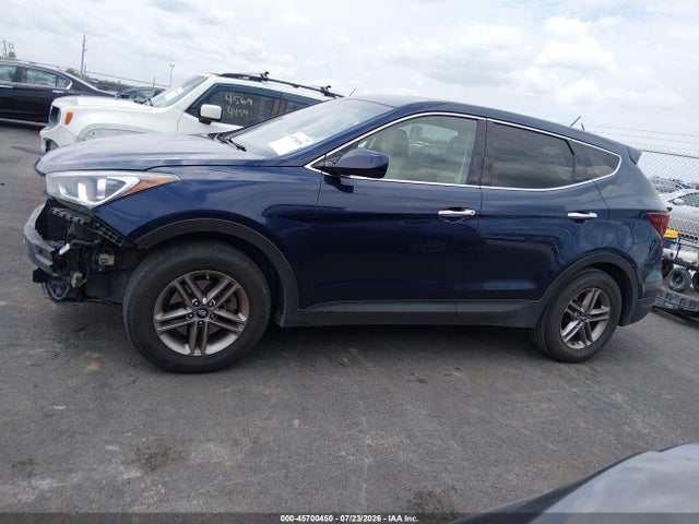 Продаж на аукціоні авто 2018 Hyundai Santa Fe Sport 2.4l, vin: 5XYZTDLB1JG527897, номер лоту: 45700450