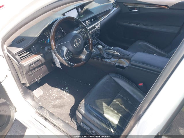 Lexus ES 300H 2017 JTHBW1GG3H2153647 Image 18