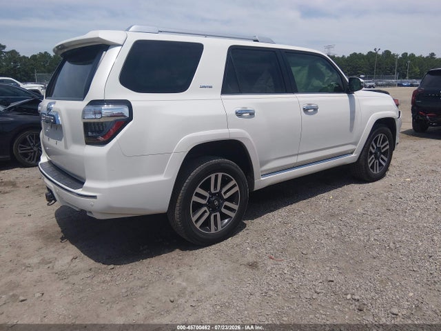 Toyota 4runner Limited 2020 JTEBU5JR9L5818515 Image 4