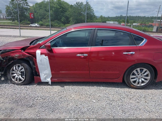 Nissan Altima 2.5 S 2015 1N4AL3AP7FC124918 Image 14