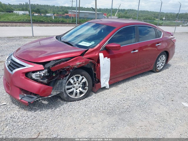 Nissan Altima 2.5 S 2015 1N4AL3AP7FC124918 Image 2