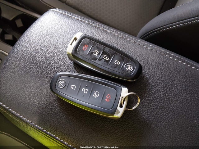 Продаж на аукціоні авто 2019 Ford Escape Se, vin: 1FMCU9GD2KUC36431, номер лоту: 45700475
