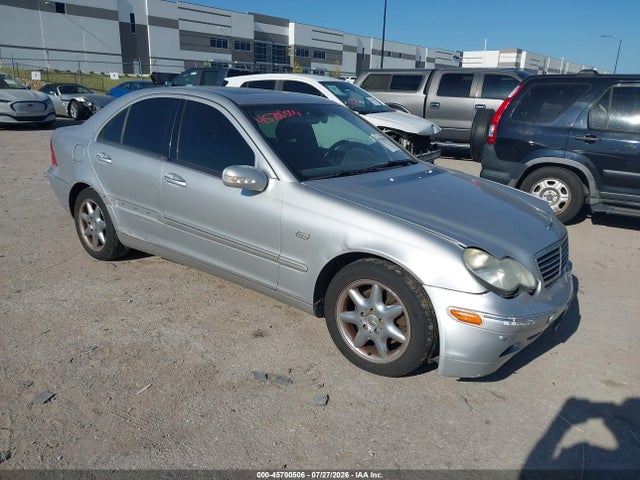 45700506 :رقم المزاد ، WDBRF81J04F536427 vin ، 2004 Mercedes-benz C 240 4matic مزاد بيع