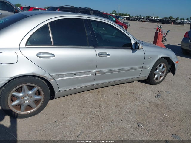 2004 Mercedes-benz C 240 4matic მანქანა იყიდება აუქციონზე, vin: WDBRF81J04F536427, აუქციონის ნომერი: 45700506