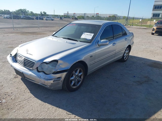 2004 Mercedes-benz C 240 4matic მანქანა იყიდება აუქციონზე, vin: WDBRF81J04F536427, აუქციონის ნომერი: 45700506