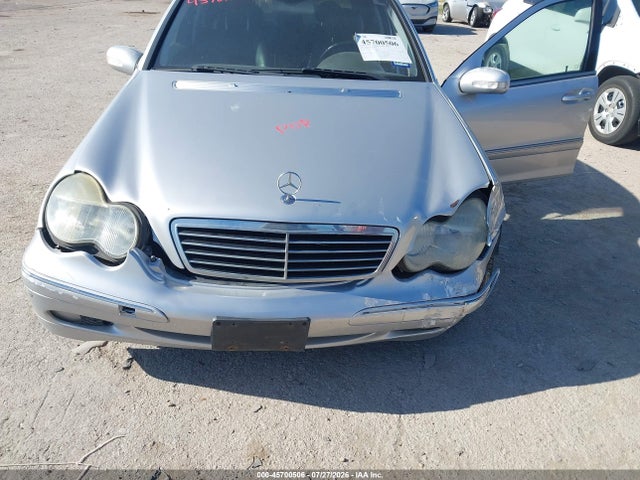 2004 Mercedes-benz C 240 4matic მანქანა იყიდება აუქციონზე, vin: WDBRF81J04F536427, აუქციონის ნომერი: 45700506