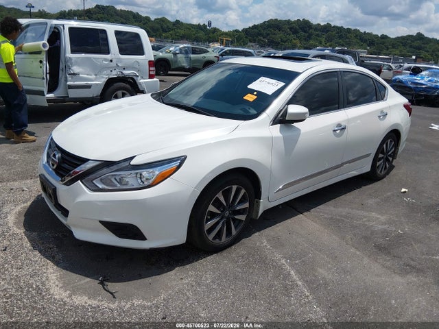 2017 Nissan Altima 2.5 Sv მანქანა იყიდება აუქციონზე, vin: 1N4AL3APXHC156667, აუქციონის ნომერი: 45700523