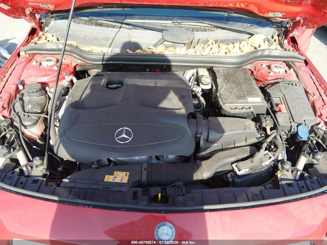 WDCTG4GBXFJ167910 Mercedes-Benz Gla 250 4matic