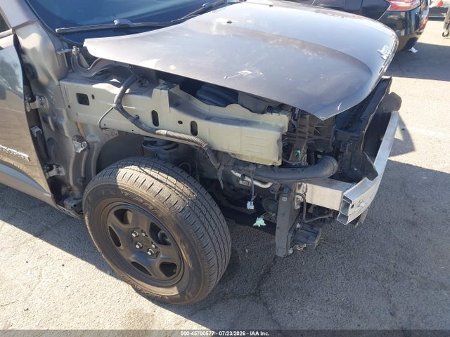 Продажа на аукционе авто 2017 Jeep Renegade Sport, vin: ZACCJAAB0HPE50396, номер лота: 45700577